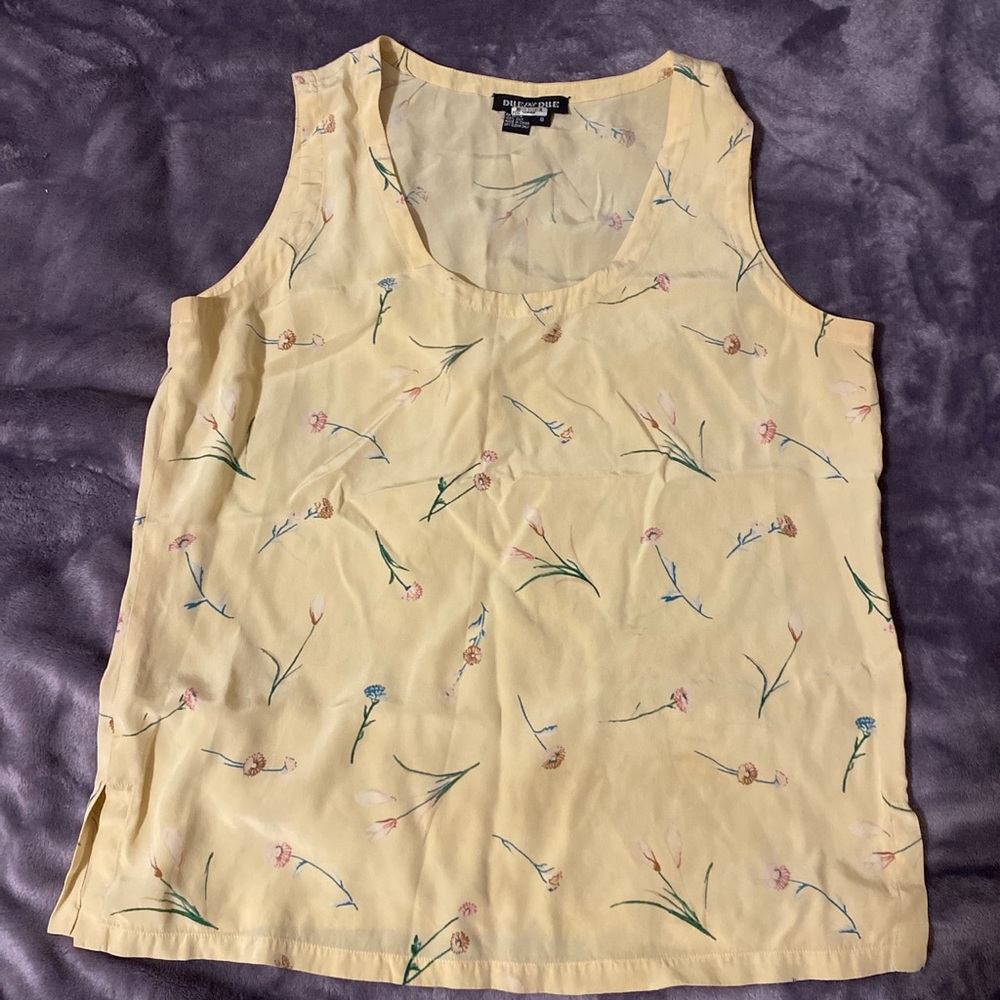 Vintage floral top .
